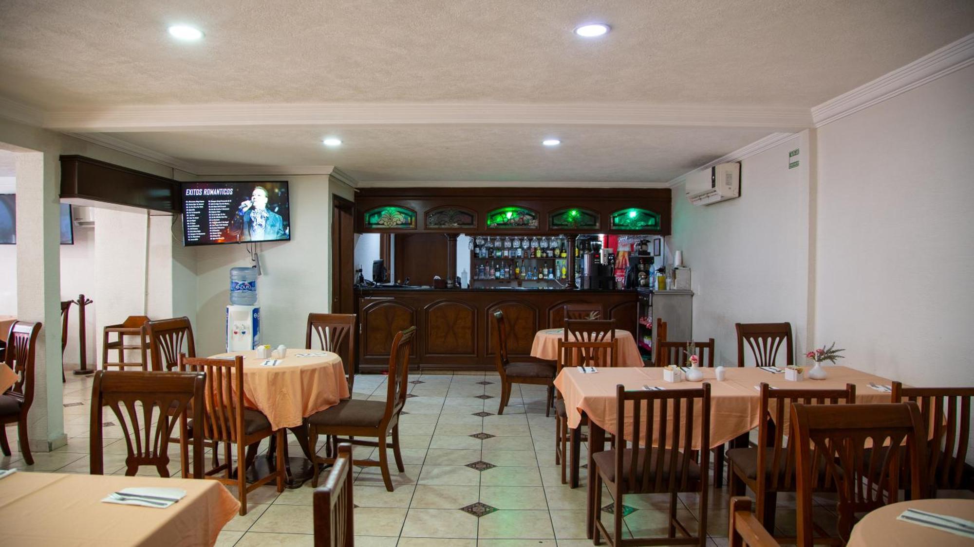 גואדלחארה Hotel Casino Plaza מראה חיצוני תמונה